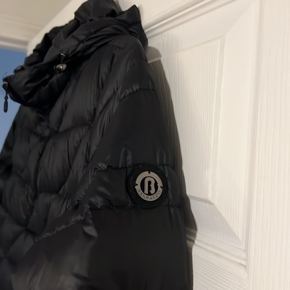 Bernardo Hooded Long Portable Packable Puffer Coat - Picture 4 of 10